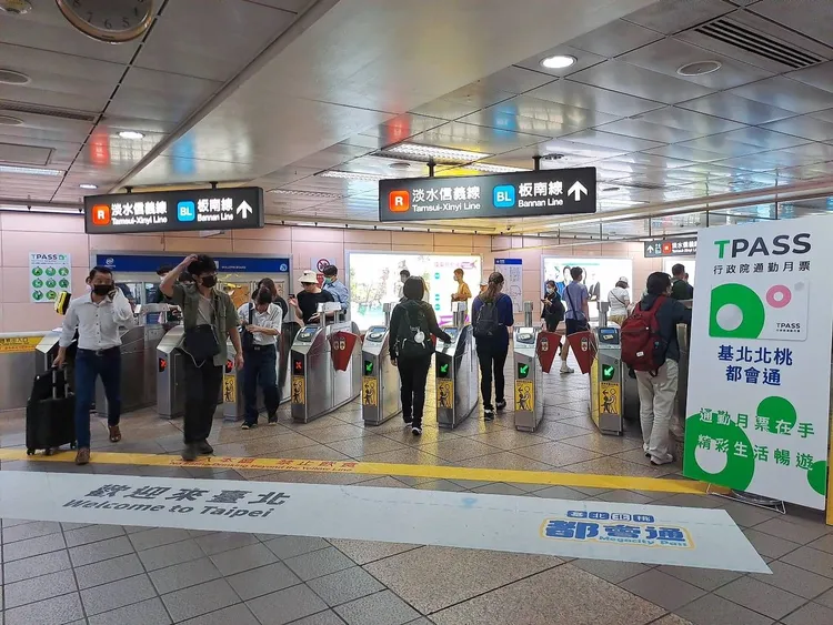 開學了!買1200都會通每天只要30~40元交通費。北捷提供