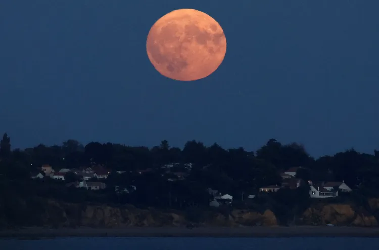 法國波爾尼克。路透社