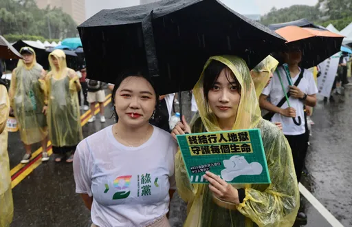 還路於民估2.5萬人響應!目測近千人到場 學者嘆:台灣行人像難民