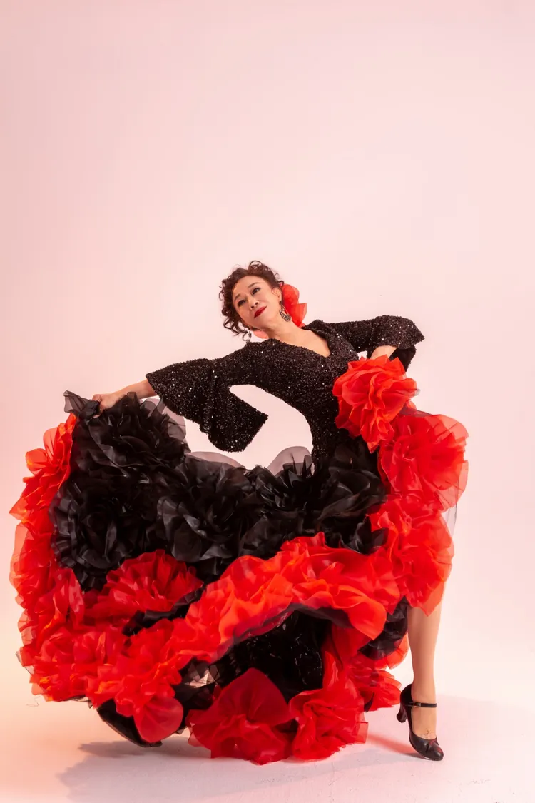 曹金鈴舞姿曼妙。固立狗提供