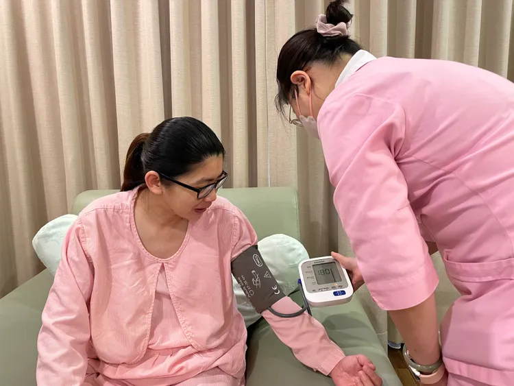 曾婦產後入住產後護理之家血壓逐漸恢復正常。院方提供