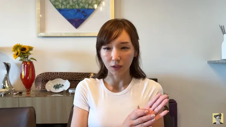 加護亞依拍影片否認報導內容。翻攝加護ちゃんねるYT