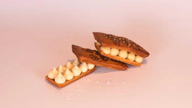 棕櫚焦糖鹽之花費南雪。食糖製菓提供