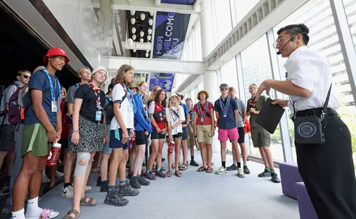 多災多難?世界童軍大會瑞士隊撤退巴士撞公車 8人受傷