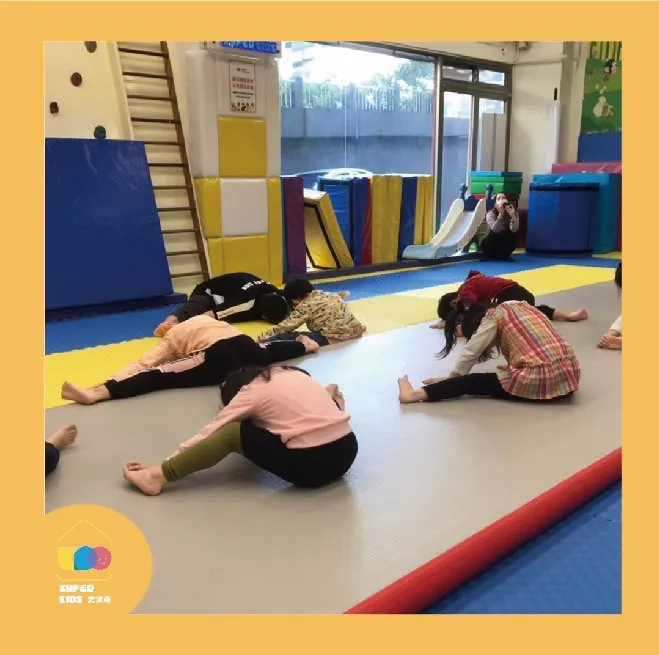 史波奇提供孩童上體適能課程。翻攝自史波奇臉書