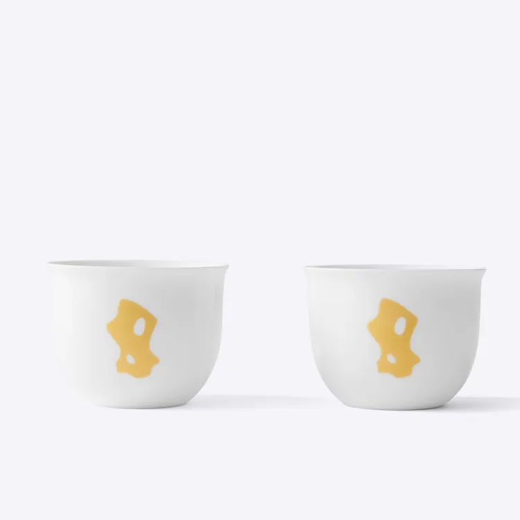 漫遊茶香禮盒白瓷對杯。品牌提供