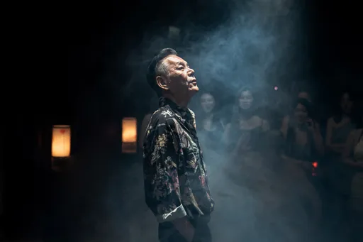 已故龍劭華霸氣議長模樣《地獄里長》看得到 天不怕地不怕遇苗可麗秒變小孬孬