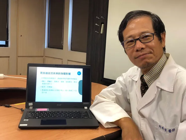 醫師邱展賢指出，胃食道逆流發生原因可分為食道蠕動異常、食道輕微發炎造成食道黏膜敏感、賁門鬆弛。書田診所提供