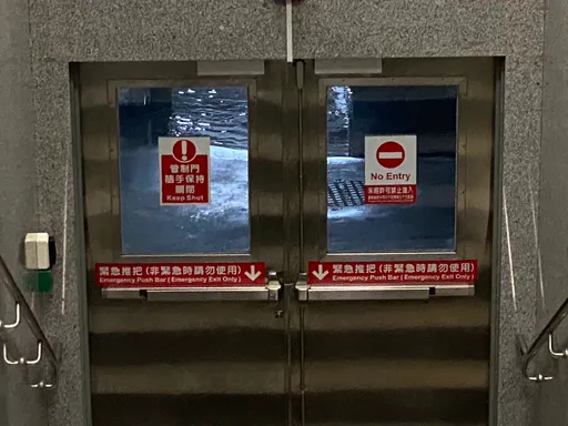 大雷雨轰炸双北！松机积水影响22航班、1970人