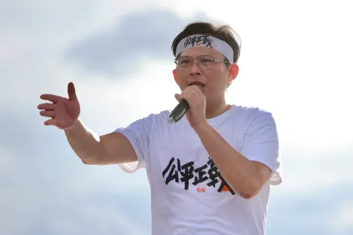 才砲打鄭文燦！高虹安貪污遭起訴　黃國昌柔喊「望法院審理給社會交代」