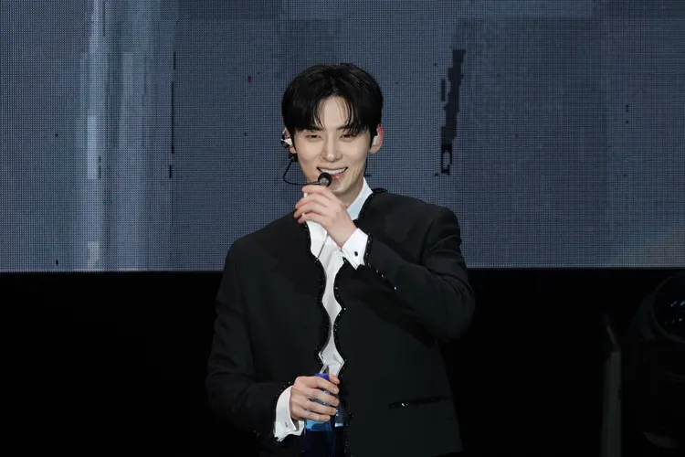 黃旼炫睽違4年來台，對粉絲的應援感動不已。陳薇安攝