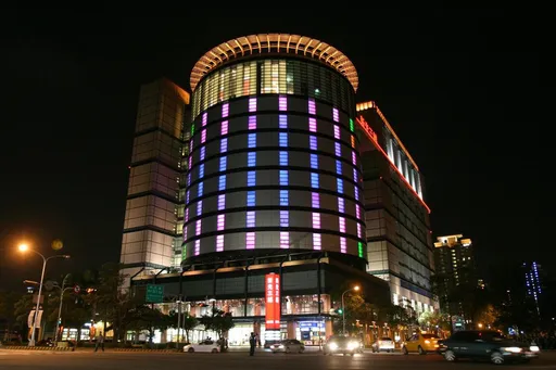 商場進駐成房市金雞母 下一站點名台中高鐵特區
