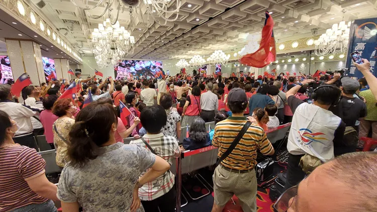 「台灣要好，高雄挺侯」團結大會，現場湧入超過2000人。凃建豐攝