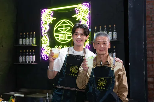 剛加盟就出事!李玉璽力挺老闆炎亞綸不解約 「新人教父爸爸」發聲了