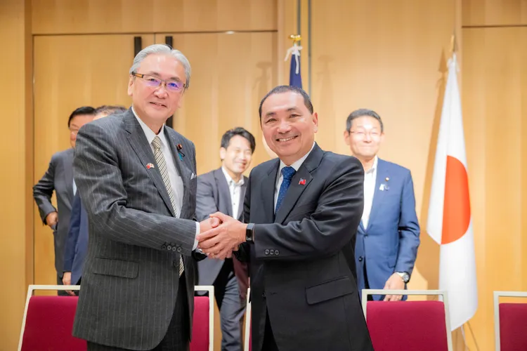 侯友宜與「日華議員懇談會」會長古屋圭司等眾議員進行早餐會，希望爭取日方能夠支持台灣加入WHO，取得對方首肯。侯辦提供