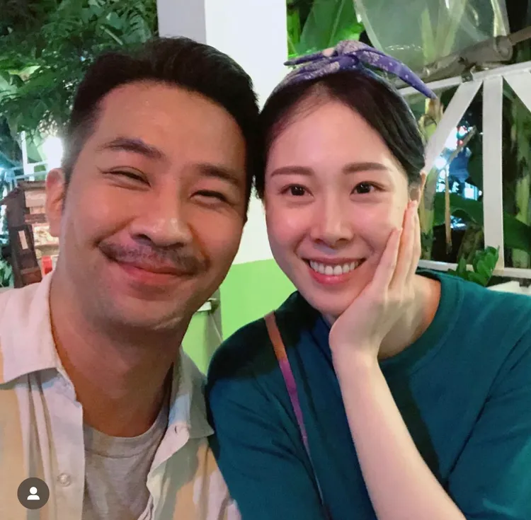 黃健瑋（右）和蔡亘晏結婚11年。翻攝蔡亘晏IG