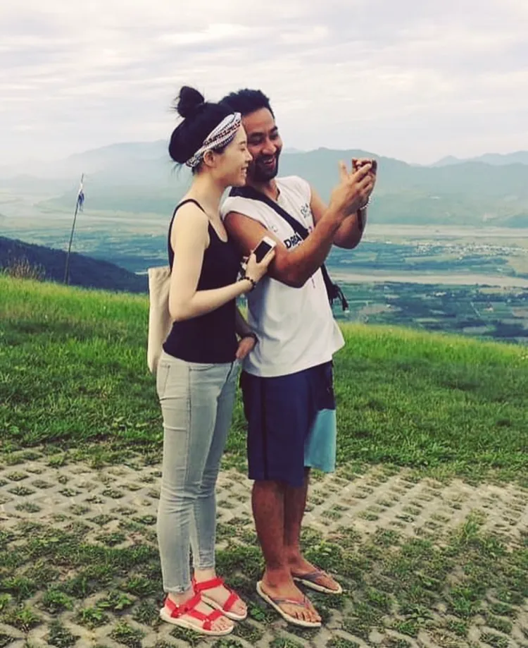 蔡亘晏（左）說她跟黃健瑋都直面低潮。翻攝蔡亘晏IG