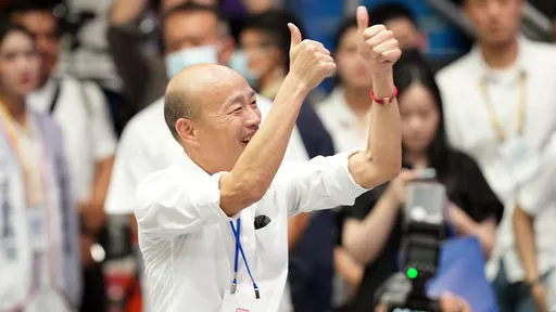 邱毅預告「韓國瑜快要回來了」 直指他能當非綠聯盟這個關鍵角色