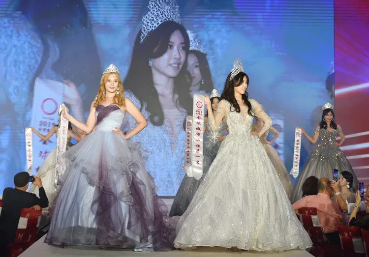 城市小姐八大美后走秀。全球城市小姐選拔協會提供