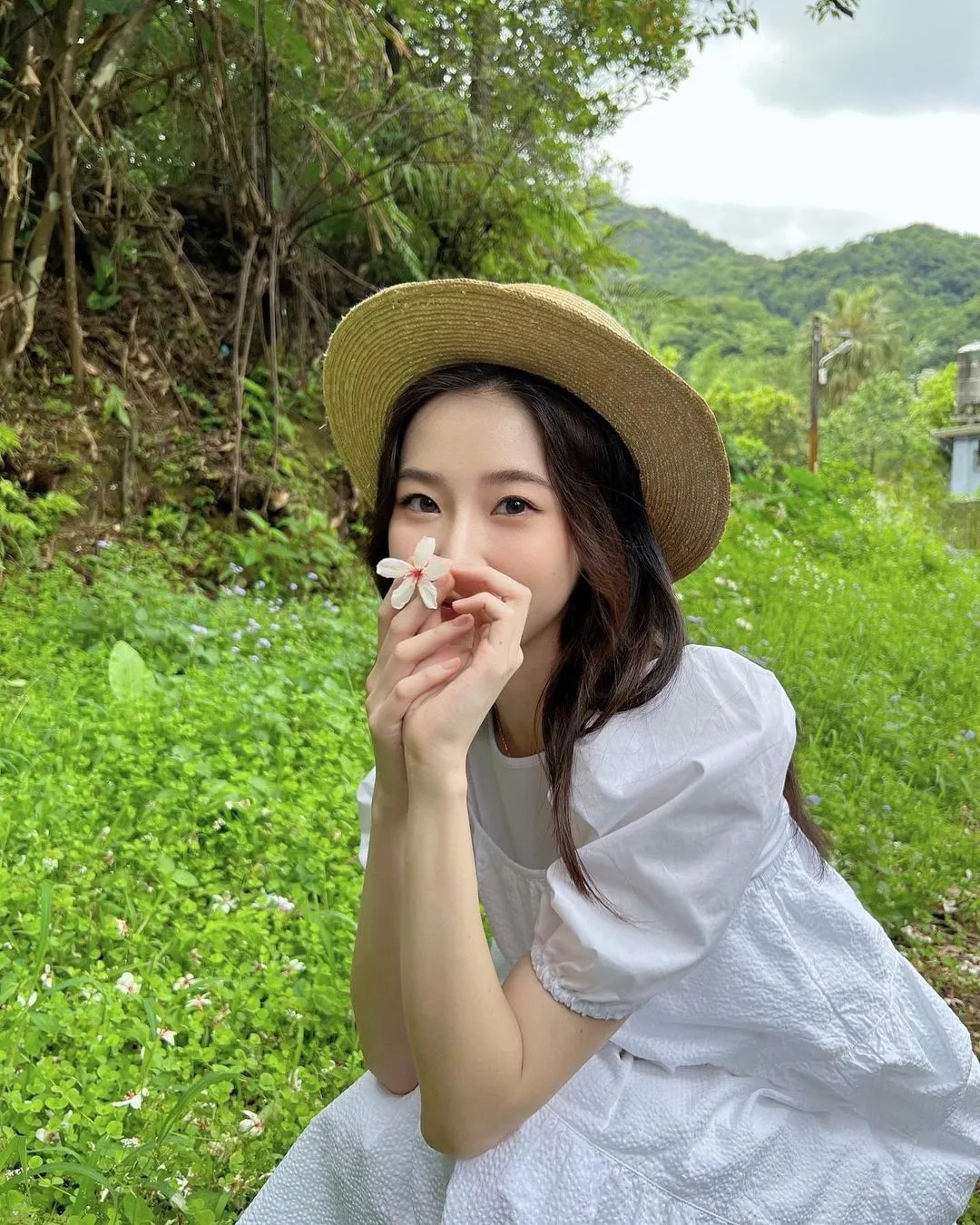 陳紫渝認愛後首度發出新照,是一張絕美充滿仙氣的照片。翻攝自陳紫渝IG