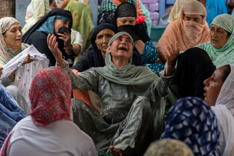 印度政府2019廢除印控克什米爾的半自治地位至今4年間，當地近900人喪生。美聯社