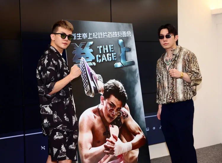 孫生（左）和尼克星出席首映會。彭欣偉攝