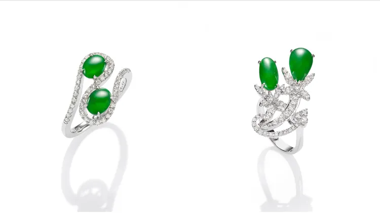 蛋面翡翠鑲鑽戒指（左圖）23萬6000元、玉世家蛋面與水滴型翡翠鑲鑽造型戒指（右圖）52萬6000元。品牌提供