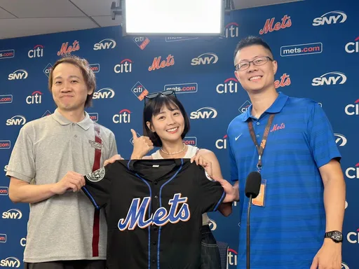 林襄和樂天女孩27日登上大都會球場!今搞笑先把「籃籃」交易出去
