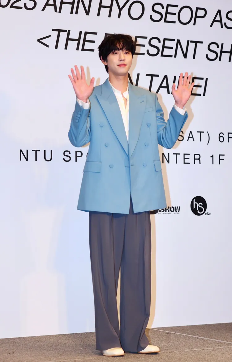 安孝燮昨天喝了6杯38度的金門高粱。彭欣偉攝