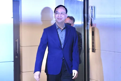 看不下去！綠委替「棄兒」林耕仁抱不平　批國民黨殘忍「出賣靈魂」