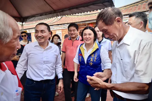 侯友宜敲響金門和平鐘 許三願望盼兩岸永無戰事