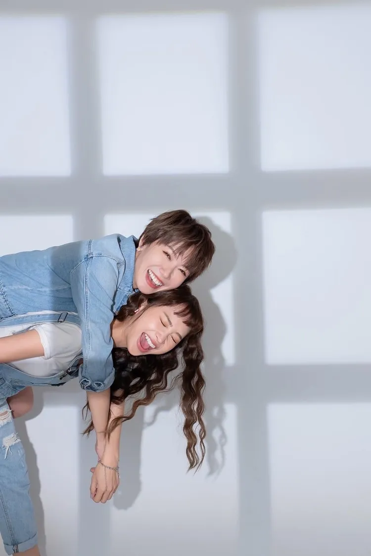 大牙（上）和黃云歆都是me too受害者。翻攝黃云歆臉書