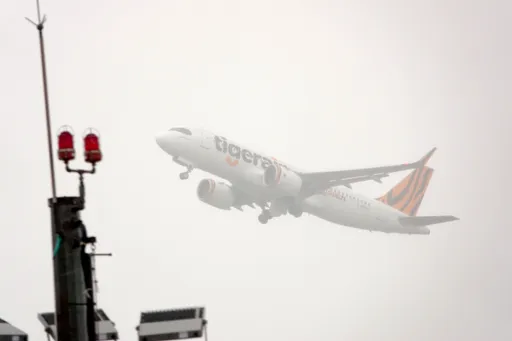 虎航日本飛抵台呼叫「PAN-PAN」!副機師緊急送醫 運安會展開調查