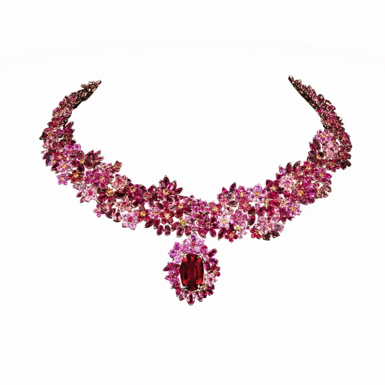 Buisson Couture紅寶項鍊，3億4500萬元。品牌提供