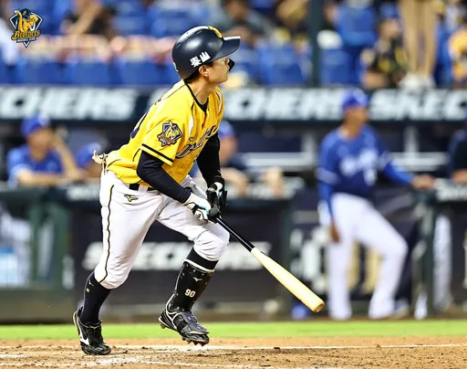 江坤宇明星賽全壘打大賽0轟　卻打再見全壘打助中信兄弟奪勝