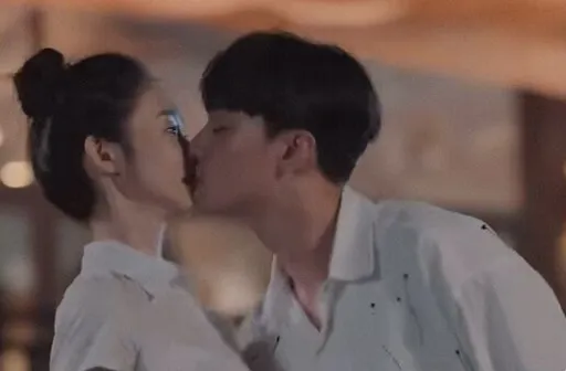 《想見你》施柏宇被譙「擅自加吻戲」吃女星豆腐 沉默9天終於回應了!