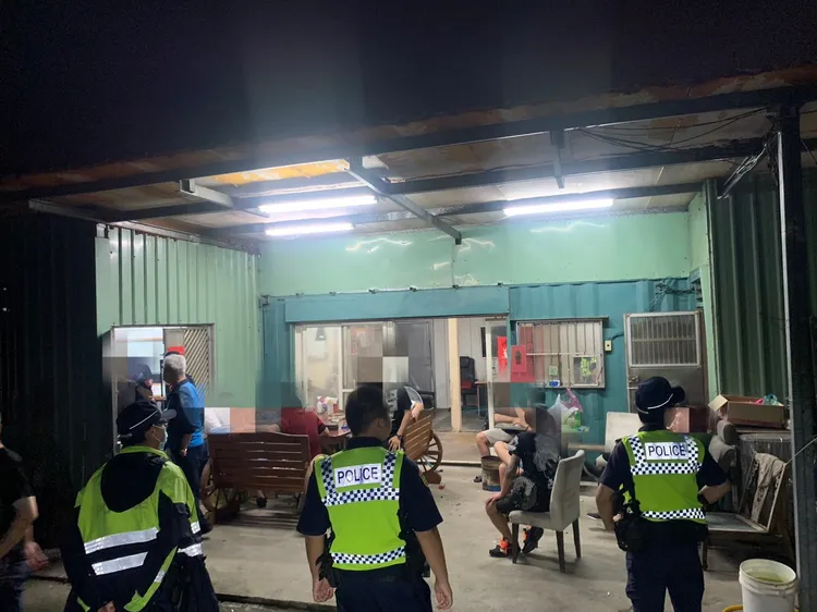 警方查獲天九牌賭場。翻攝畫面