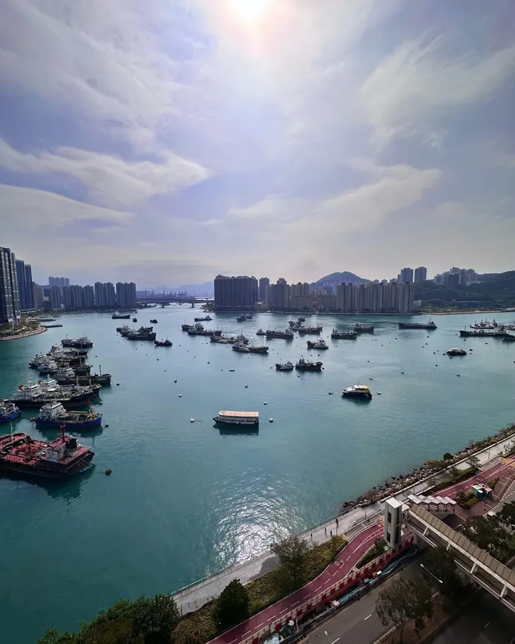 絕美戶外景色如渡假飯店。翻攝自鄧紫棋IG