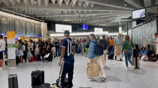 暴雨襲擊德國 法蘭克福機場跑道淹水航班大亂