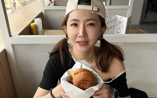 謝忻香港吞漢堡付港幣現金遭拒　店家只收電子支付竟回「現在21世紀」被炎上