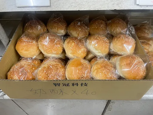 假軍官訂320顆麵包竟棄單 老闆心寒「怎有這種人」!無奈全捐了