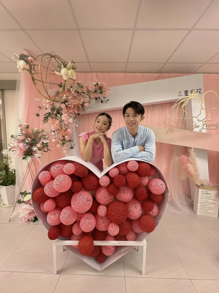 賴慧如（左）上周和劉家銘登記結婚。資料照片