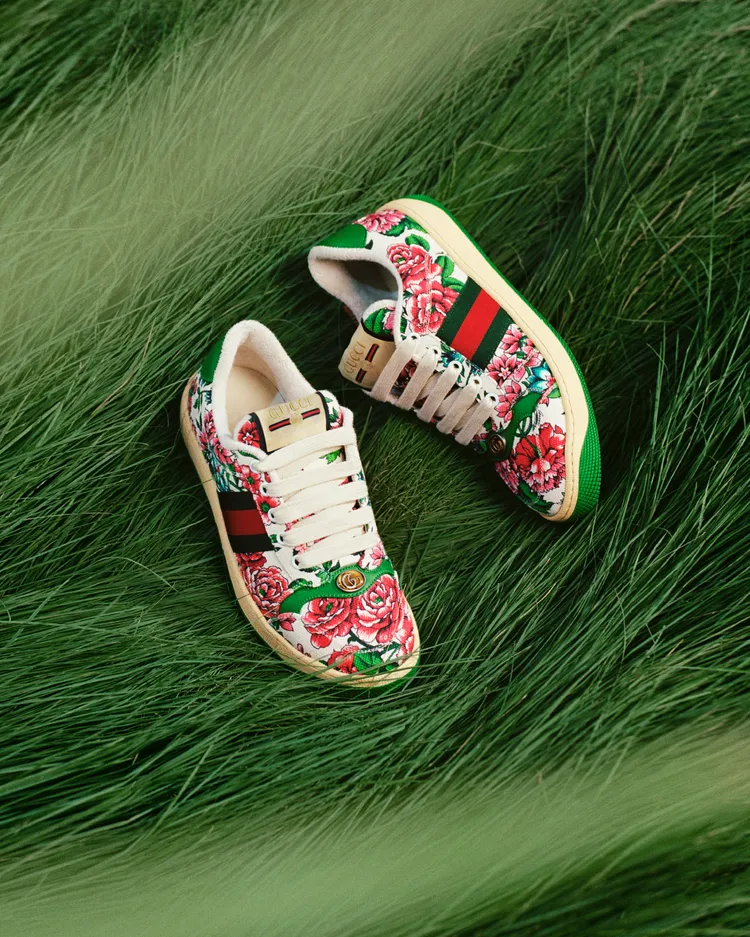 七夕情人節系列Screener飾織帶女士運動鞋，3萬4100元。品牌提供