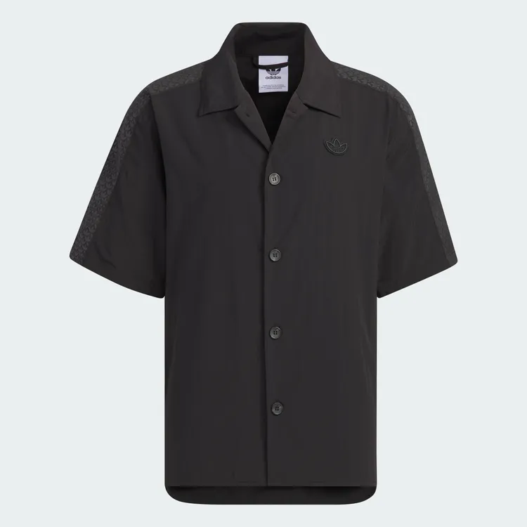 adidas Originals Monogram短袖襯衫，2690元。品牌提供