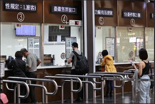 卡努解除海陸警 台鐵平溪線、深澳線10時起陸續復駛