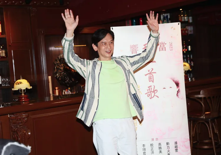 殷正洋笑駁死訊。彭欣偉攝