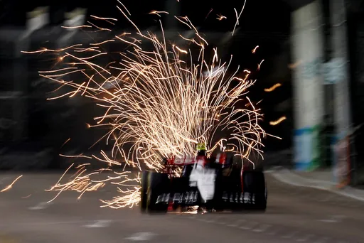 燃!新加坡F1大獎賽競飄 排位賽今晚登場