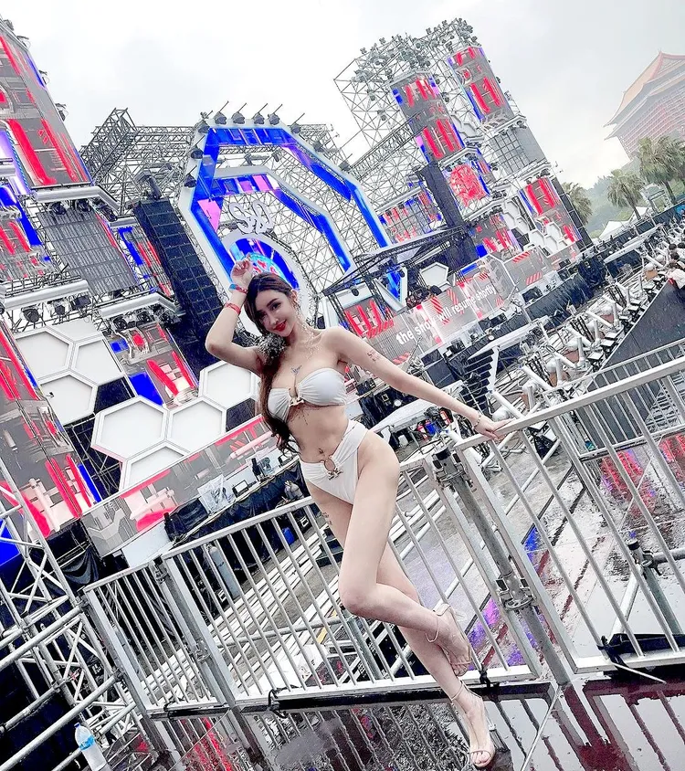 翻攝自哈霓萱IG