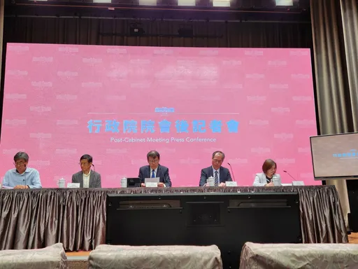 基本工資調漲拍板!月薪最低2萬7470元、時薪183元 將推《最低工資法》