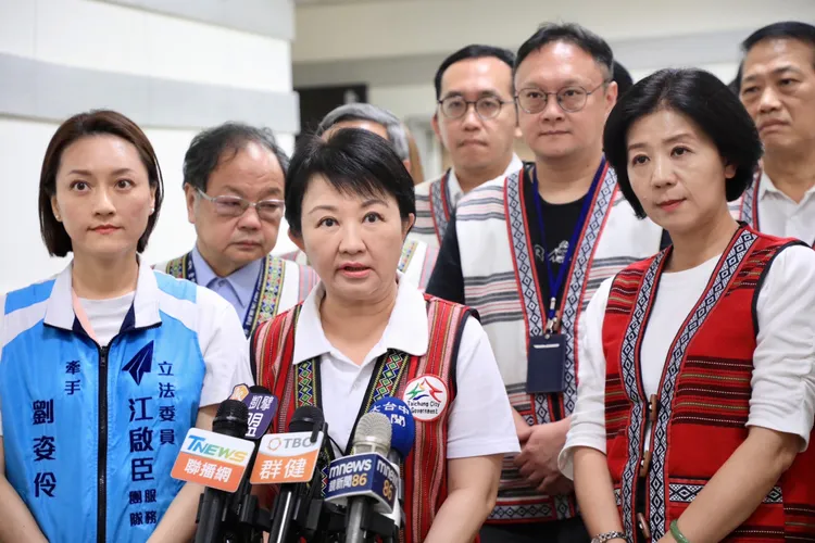 盧秀燕說，市府對於「壞掉的蛋」、「過期的進口蛋」一定會嚴加取締。市府提供